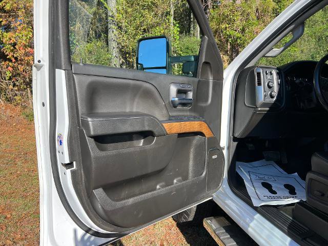 Used 2019 Chevrolet Silverado 2500 LTZ w/ Duramax Plus Package image 6
