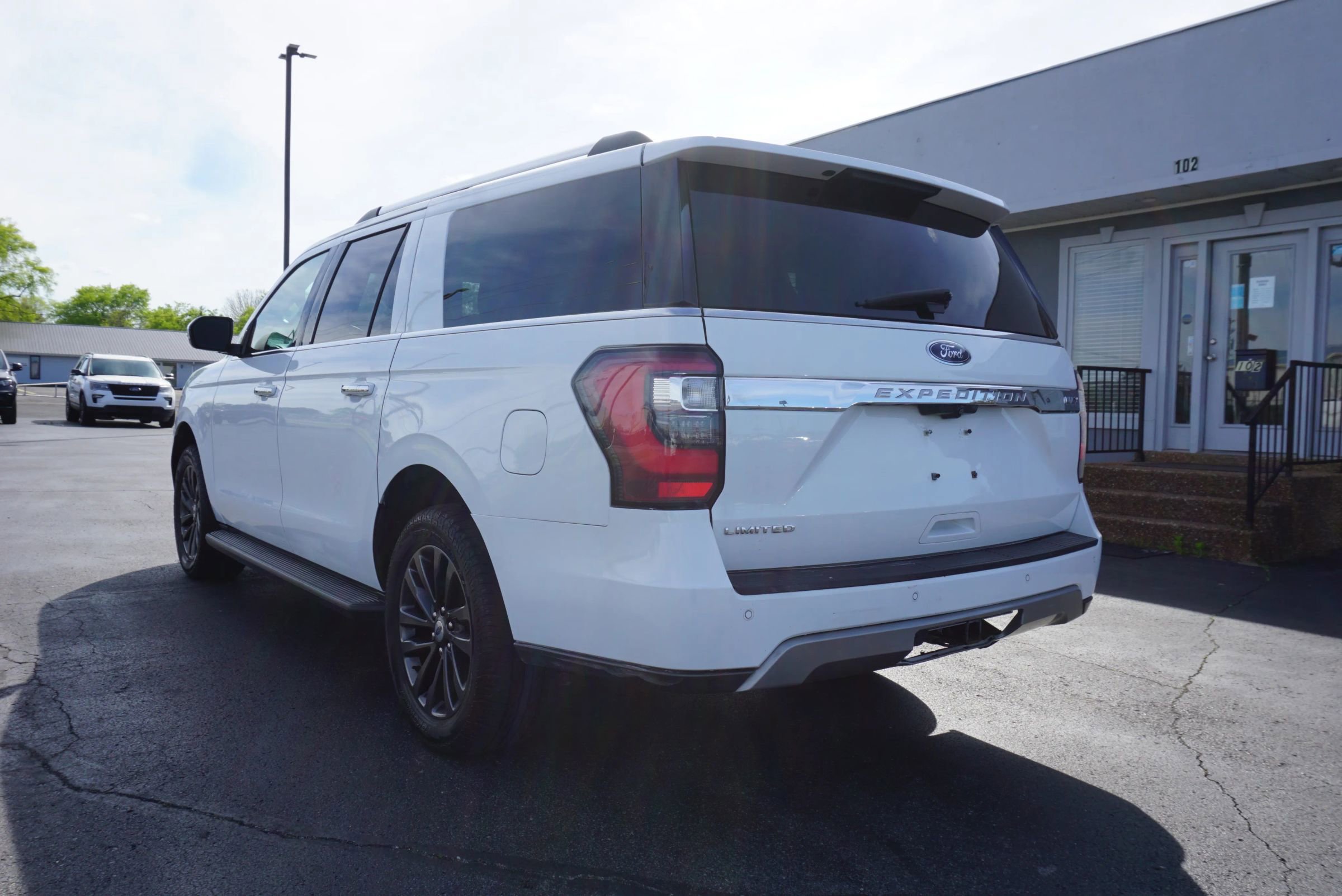 Used 2021 Ford Expedition Max Limited image 7
