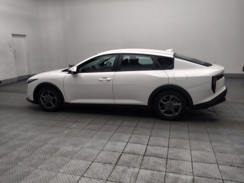 Used 2025 Kia K4 FWD image 3