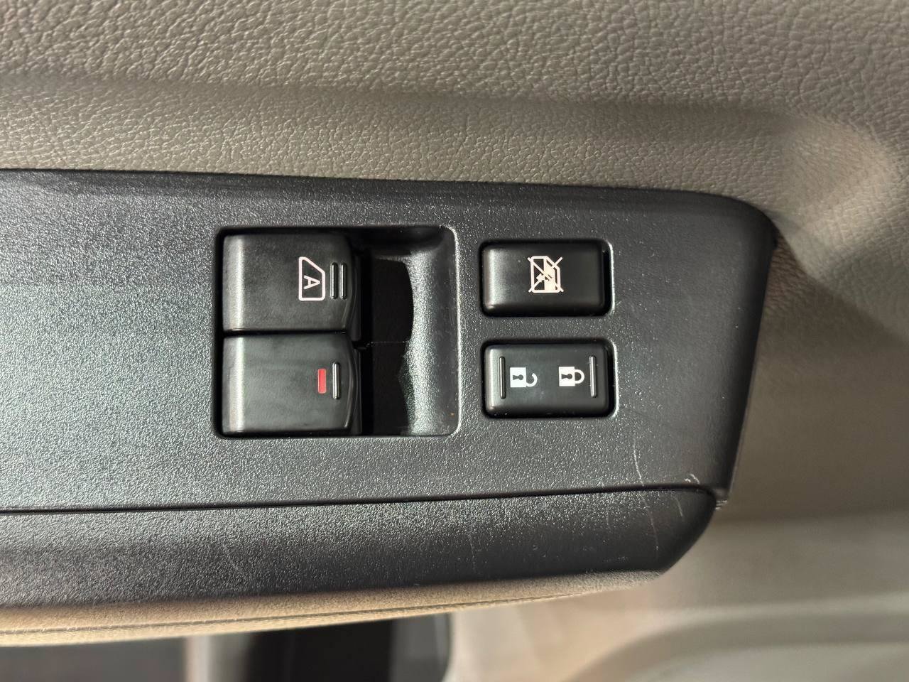 Used 2017 Nissan NV 1500 SV RWD image 16