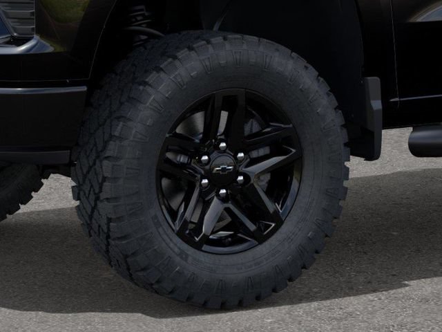 New 2026 Chevrolet Silverado 1500 Custom Trail Boss w/ LPO, Dark Essentials Package AWD/4WD image 9