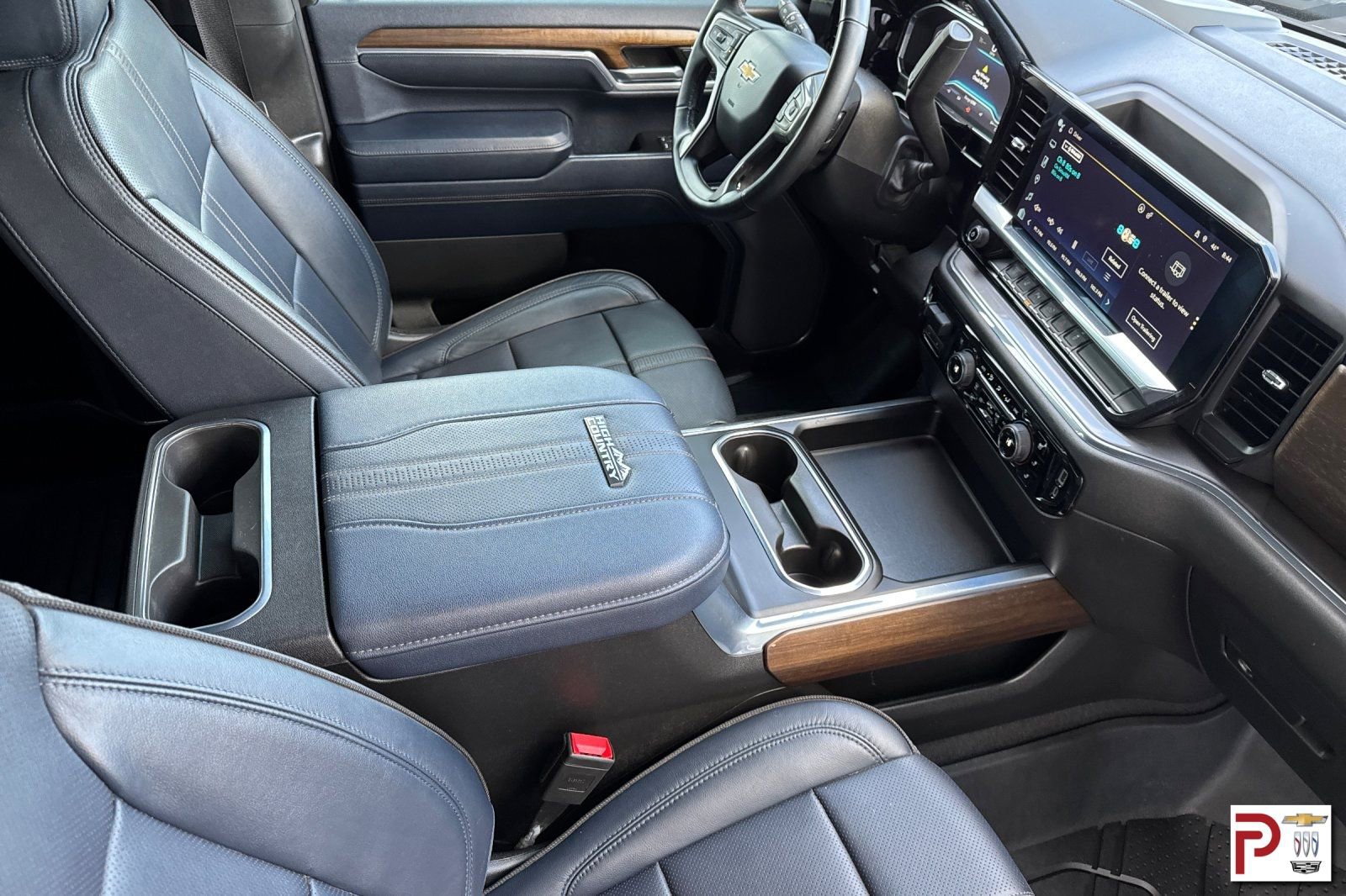 Certified 2024 Chevrolet Silverado 3500 High Country AWD/4WD image 17