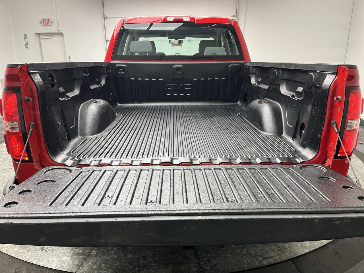 Used 2018 GMC Sierra 1500 4x4 Double Cab w/ Sierra Convenience Package image 24