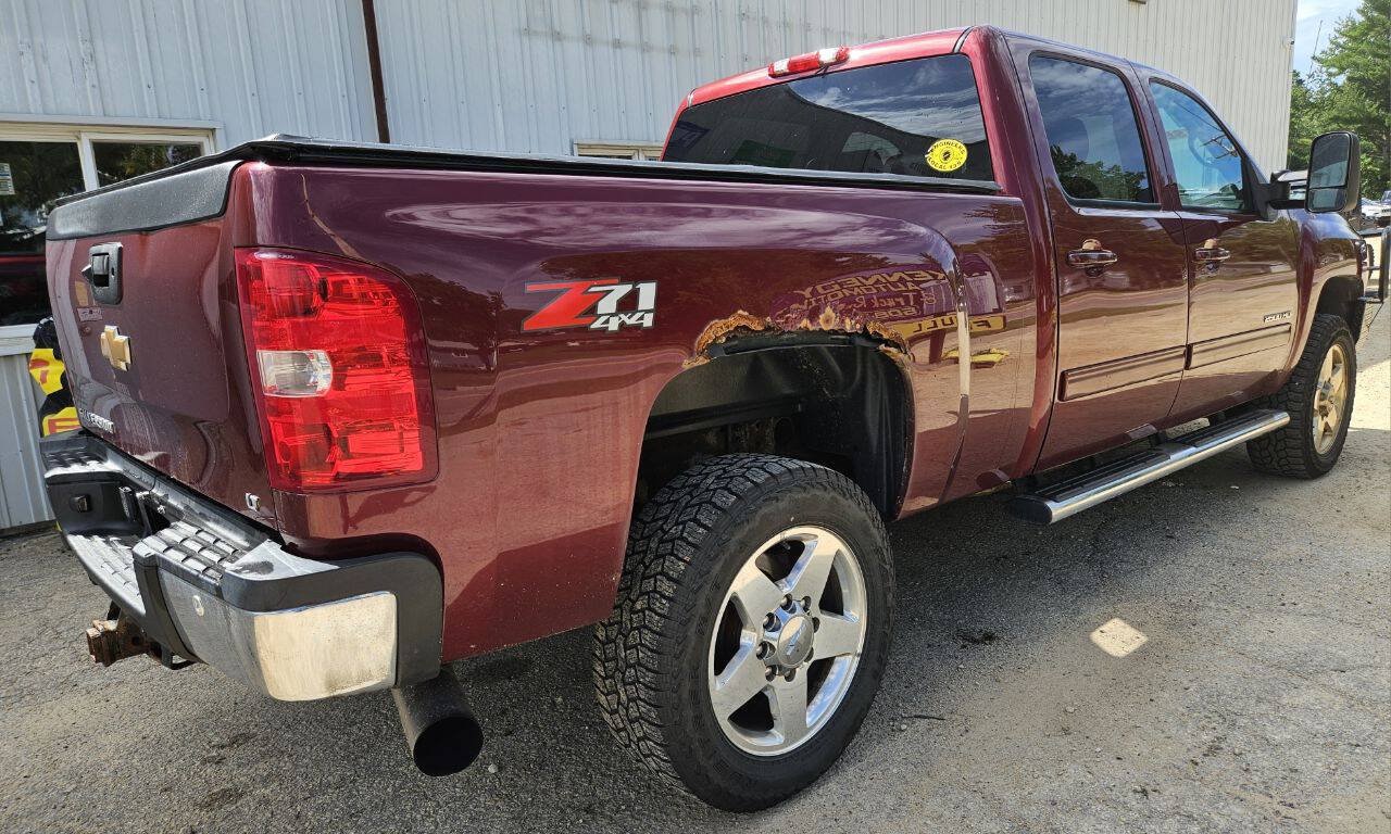 Used 2014 Chevrolet Silverado 2500 LTZ w/ LTZ Plus Package AWD/4WD image 4