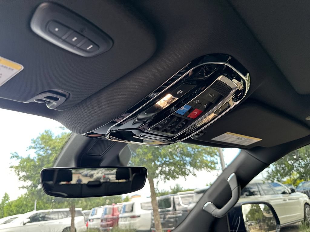 New 2026 Jeep Grand Wagoneer L Summit AWD/4WD image 25