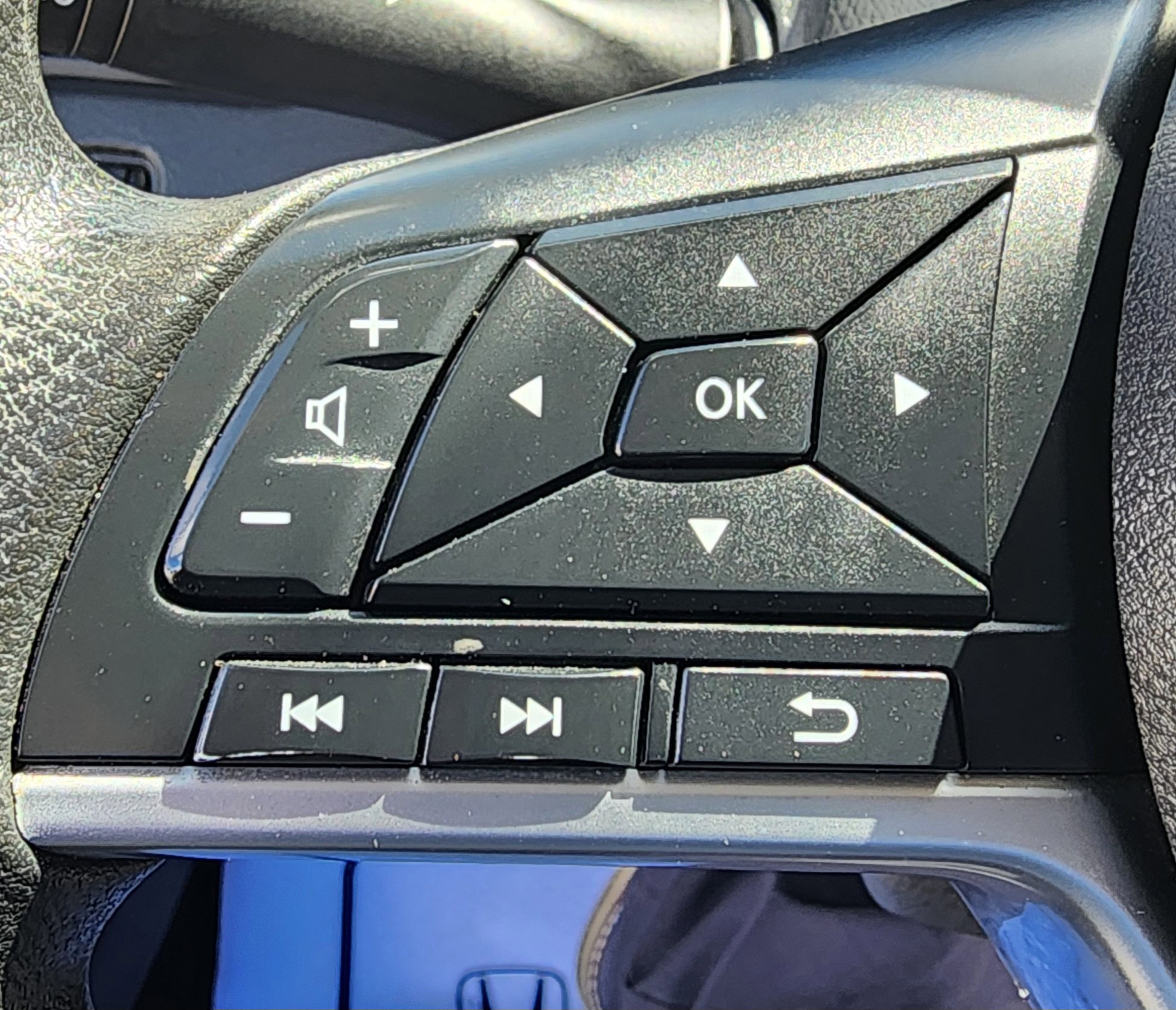 Used 2019 Nissan Altima 2.5 S FWD image 13