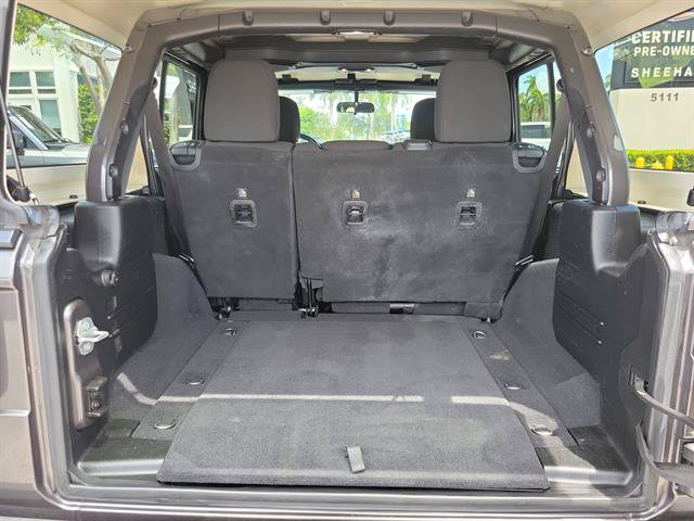 Used 2019 Jeep Wrangler Unlimited Sport S AWD/4WD image 6