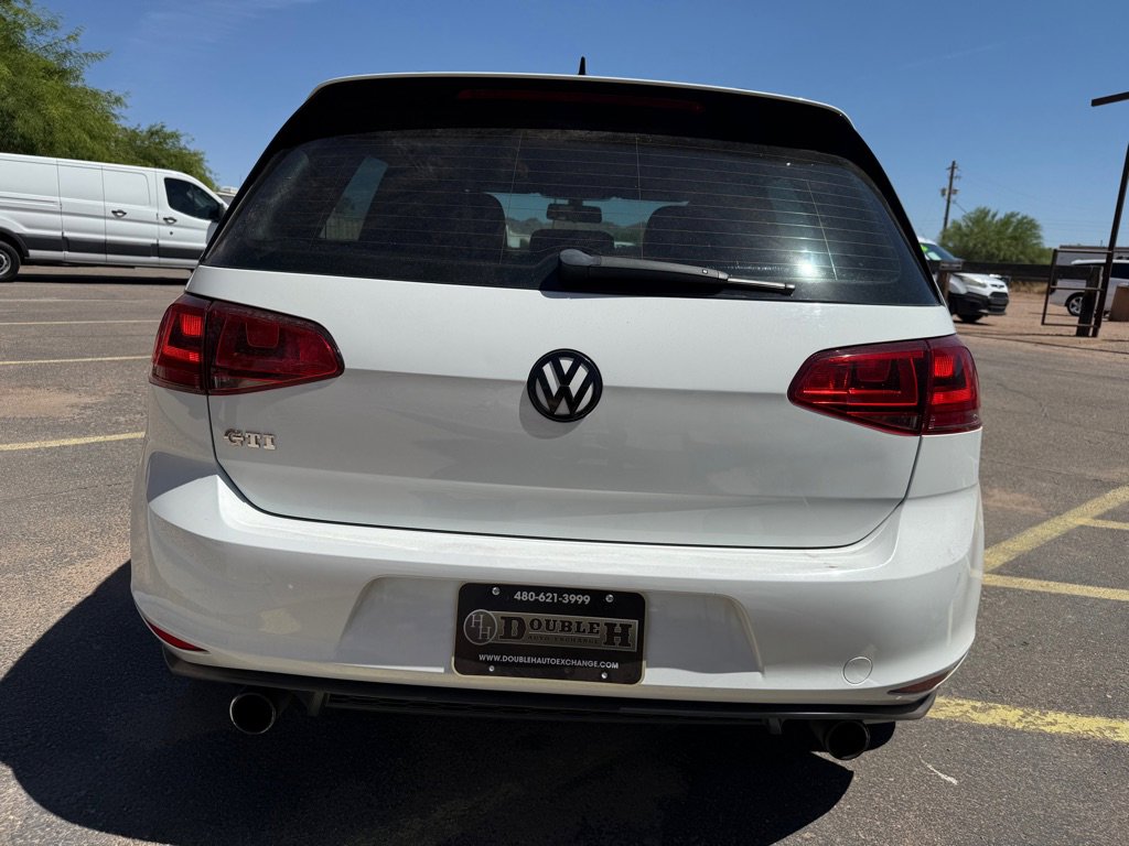 Used 2015 Volkswagen GTI SE FWD image 6