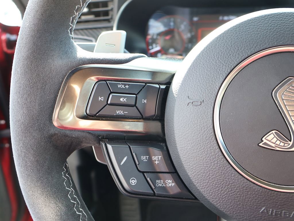 Used 2020 Ford Mustang Shelby GT500 w/ Technology Package image 36