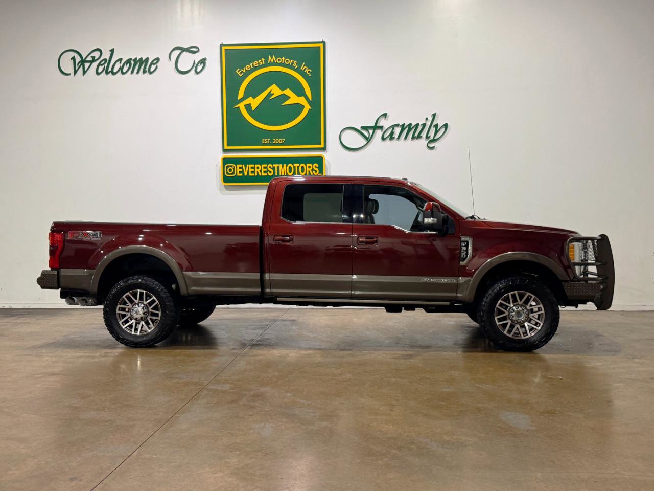 Used 2017 Ford F350 King Ranch w/ King Ranch Ultimate Package AWD/4WD image 9