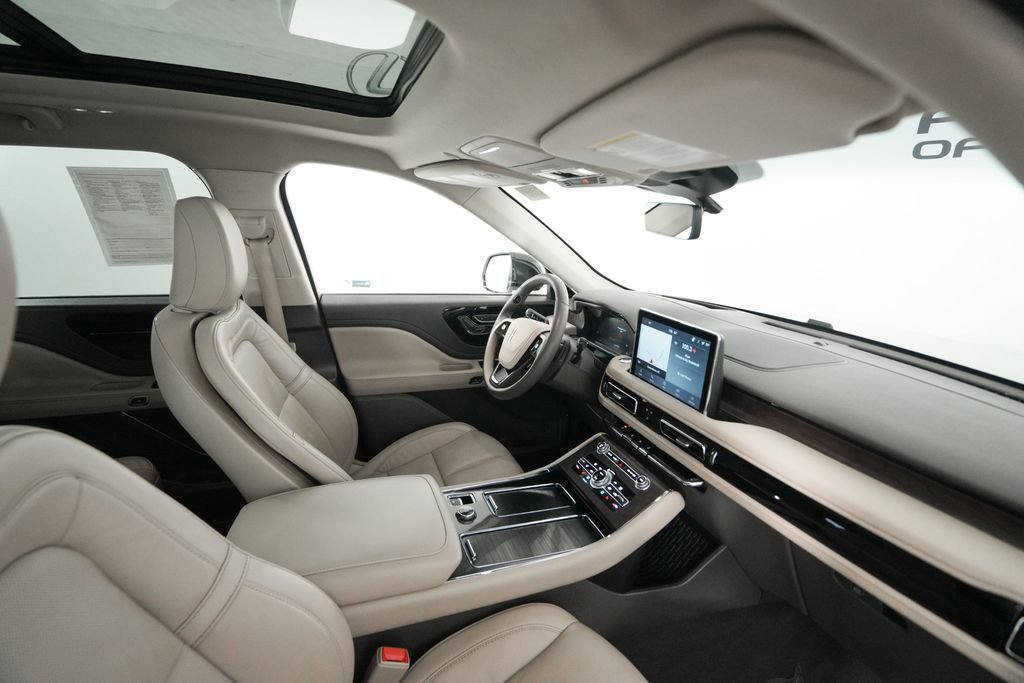 Used 2022 Lincoln Aviator Reserve w/ Equipment Group 201A image 20