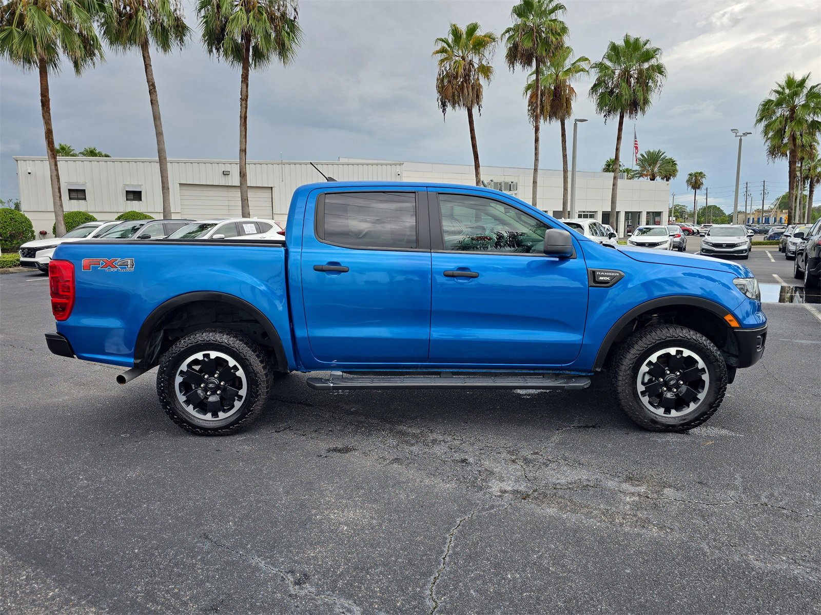 Used 2021 Ford Ranger XL w/ FX4 Off-Road Package image 3