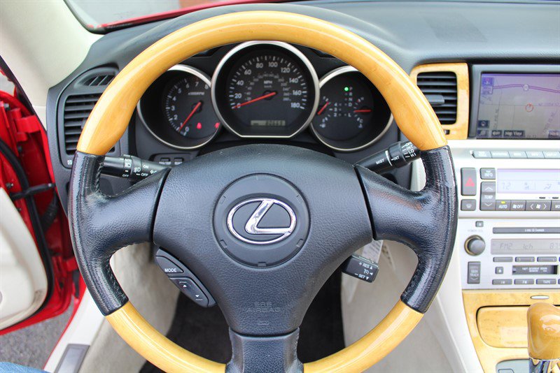 Used 2005 Lexus SC 430 Convertible image 20