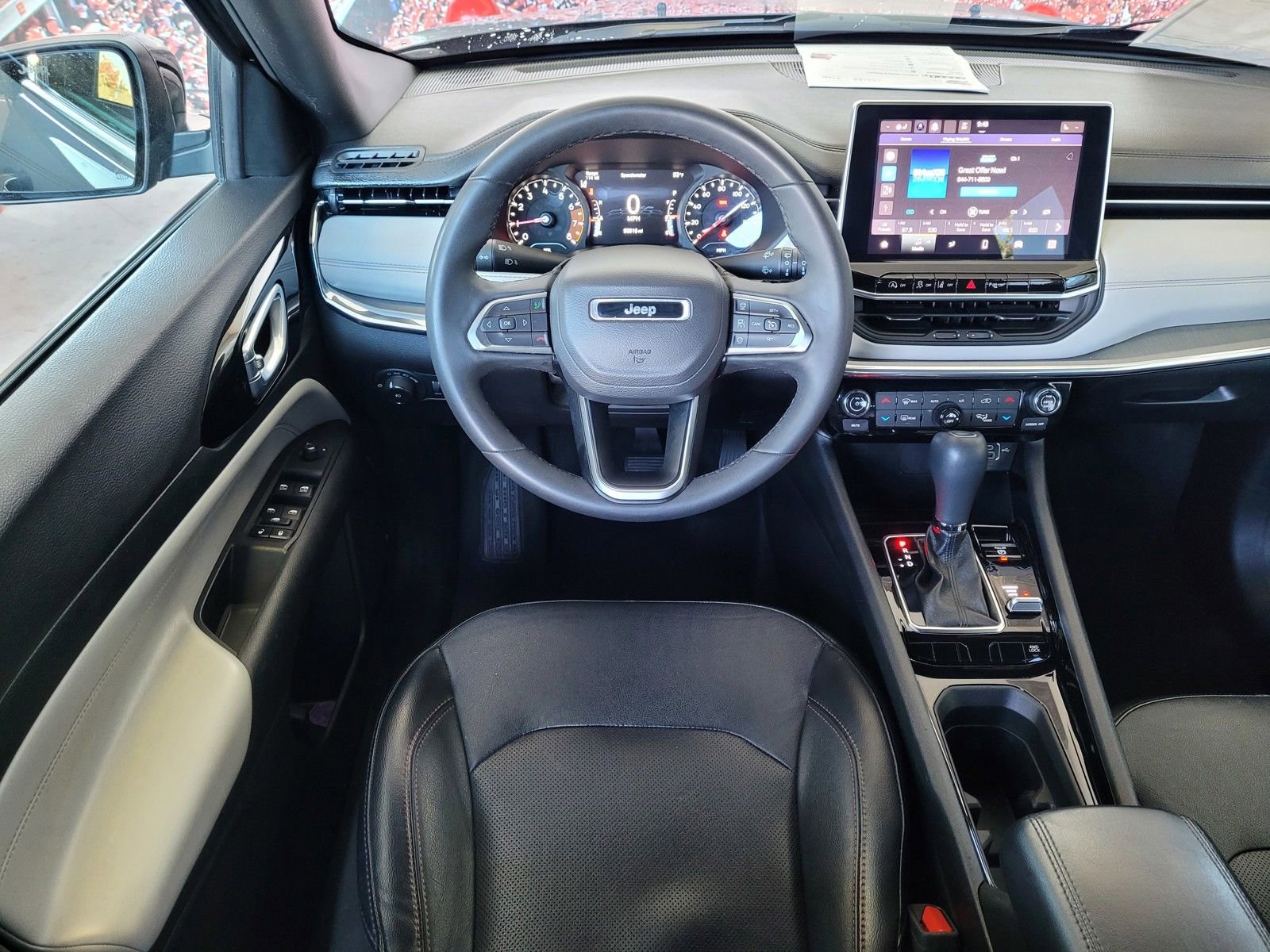 Used 2023 Jeep Compass Limited image 10