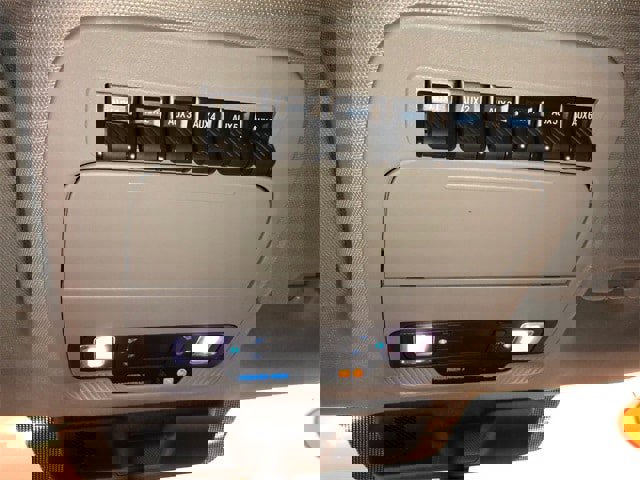 New 2025 Ford F550 4x4 Crew Cab image 22