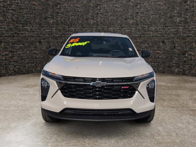New 2026 Chevrolet Trax RS w/ Sunroof Package FWD image 6