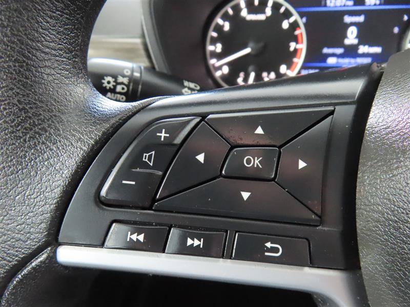 Used 2025 Nissan Altima 2.5 SV FWD image 22
