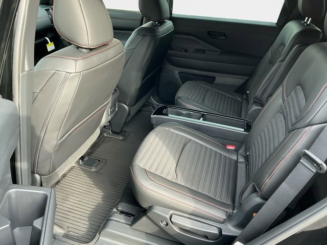 New 2026 Nissan Pathfinder SV image 14