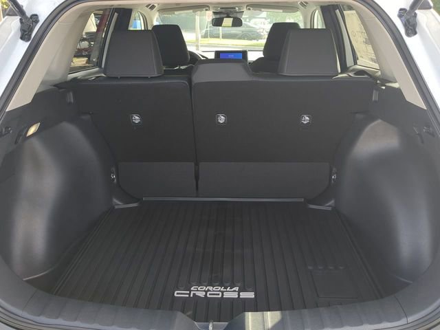 New 2026 Toyota Corolla Cross LE FWD image 13