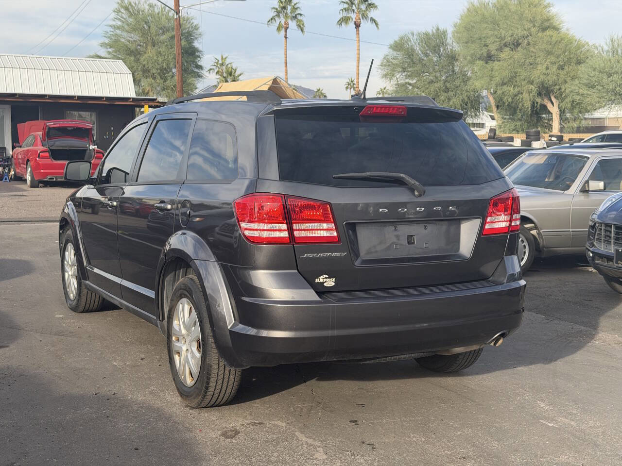 Used 2018 Dodge Journey SE image 8