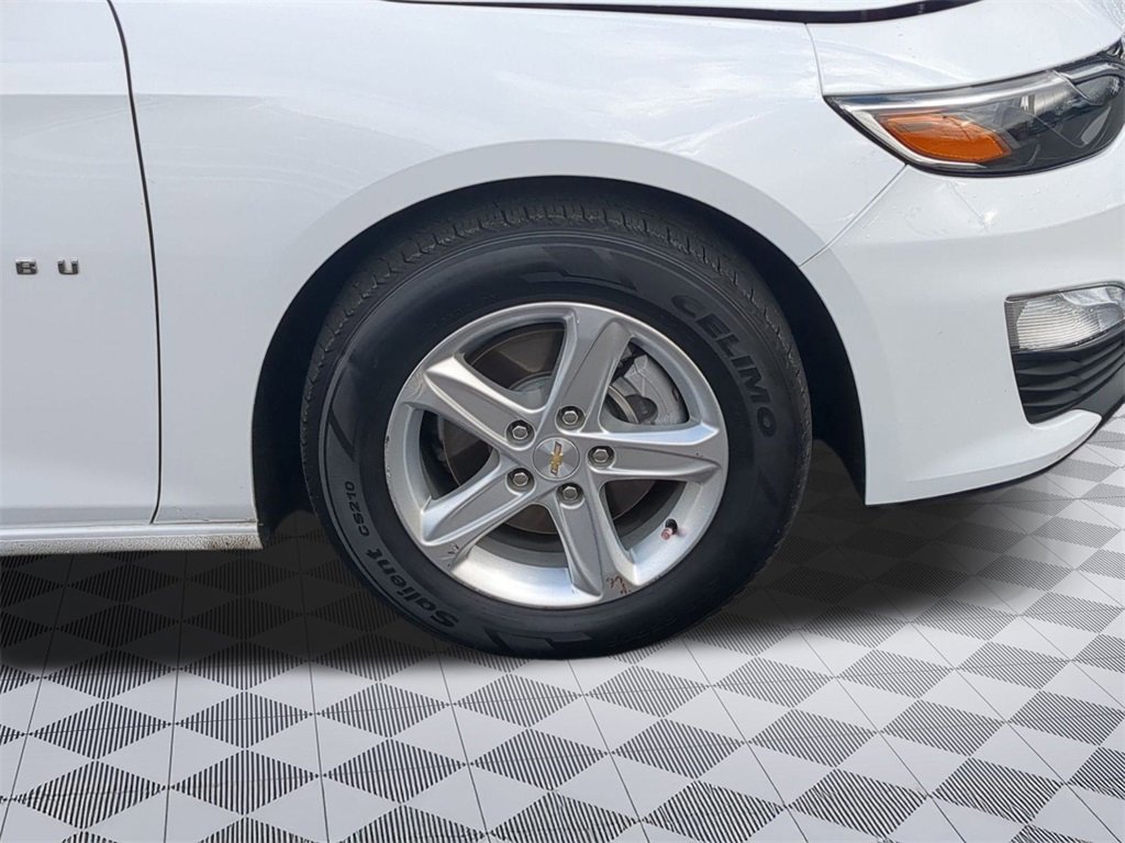 Used 2022 Chevrolet Malibu LT image 29