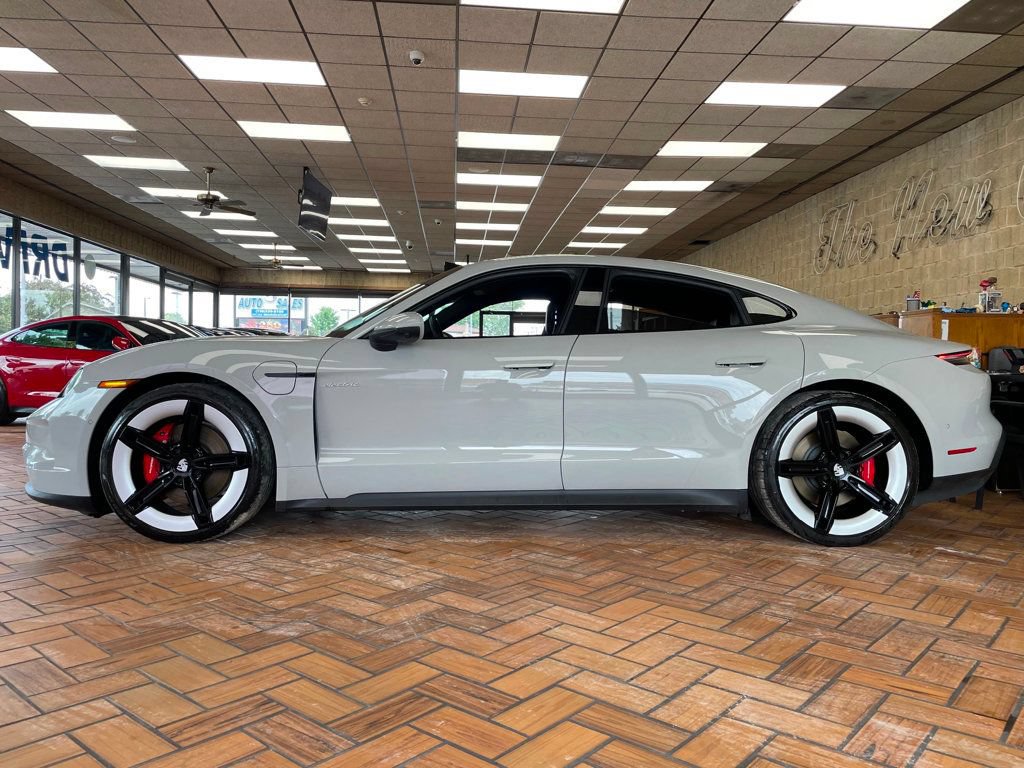 Used 2025 Porsche Taycan 4S w/ Premium Package AWD/4WD image 5