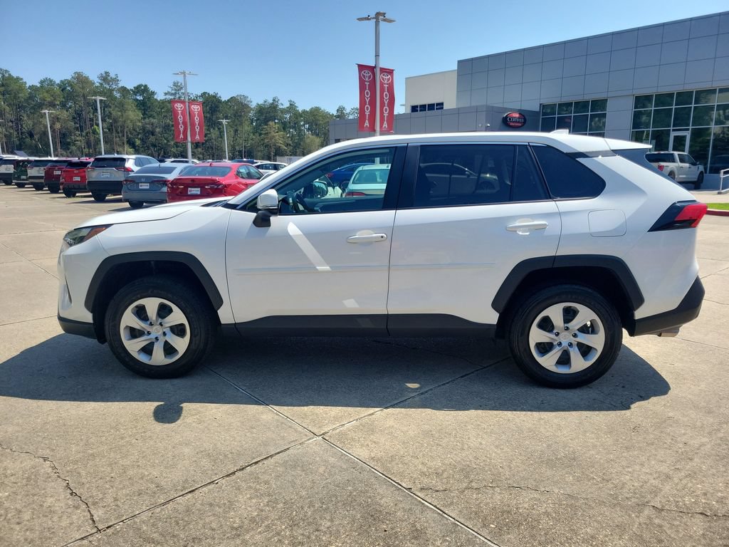 Certified 2025 Toyota RAV4 LE FWD video 2