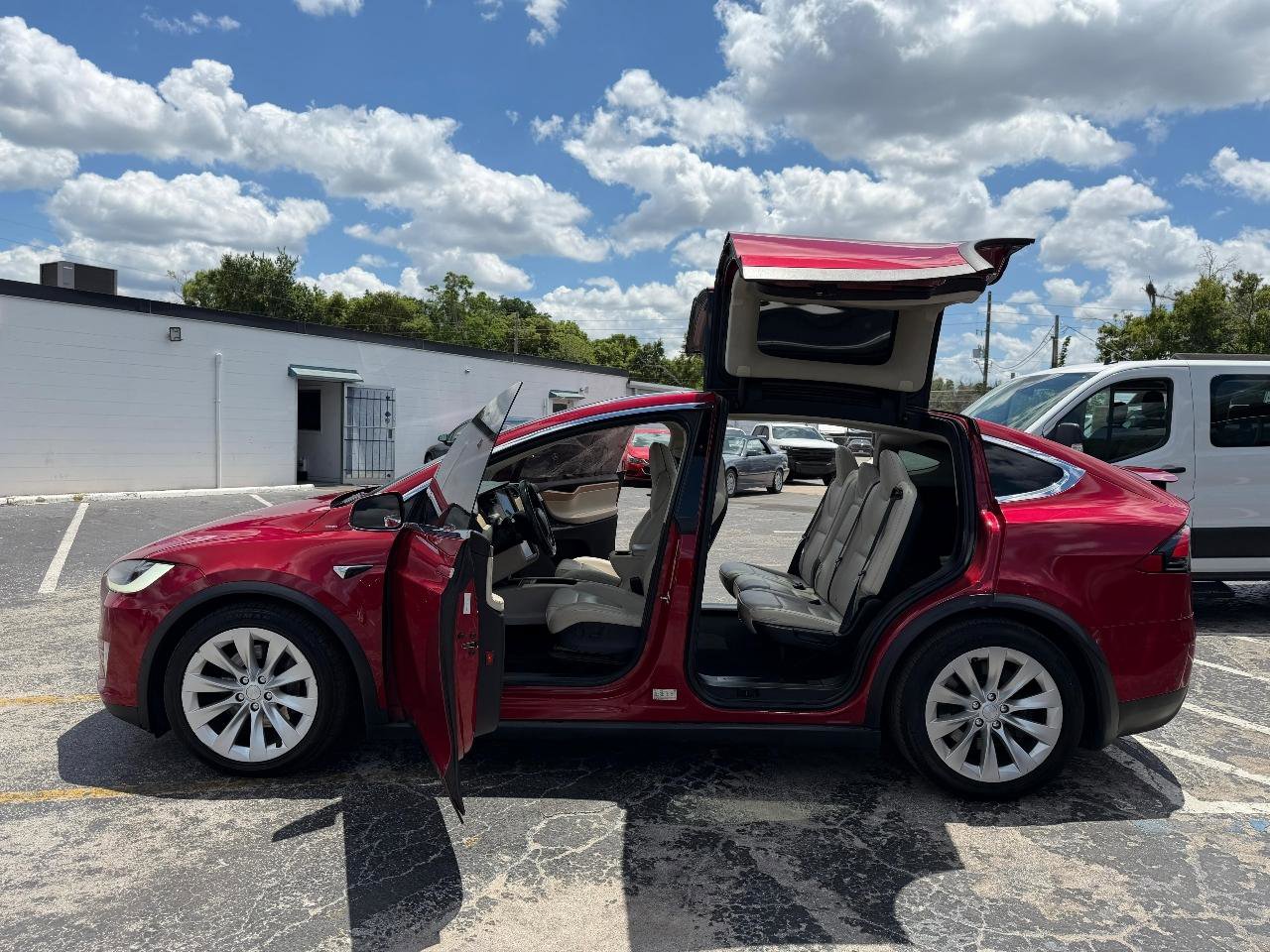 Used 2018 Tesla Model X 100D AWD/4WD image 10