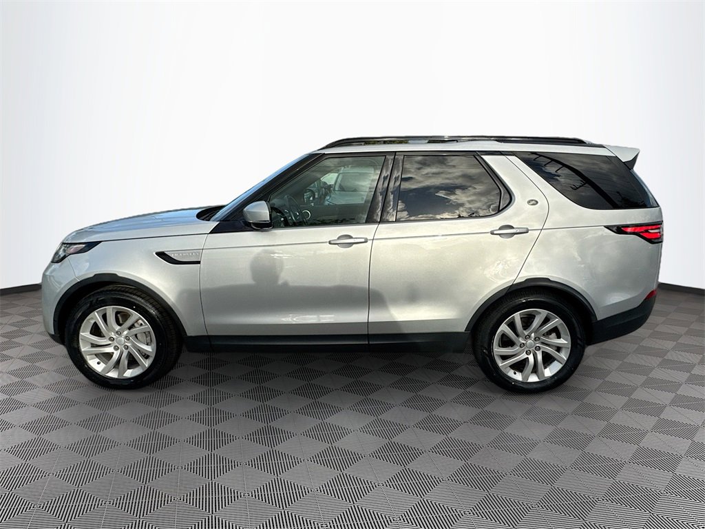 Used 2018 Land Rover Discovery HSE image 9