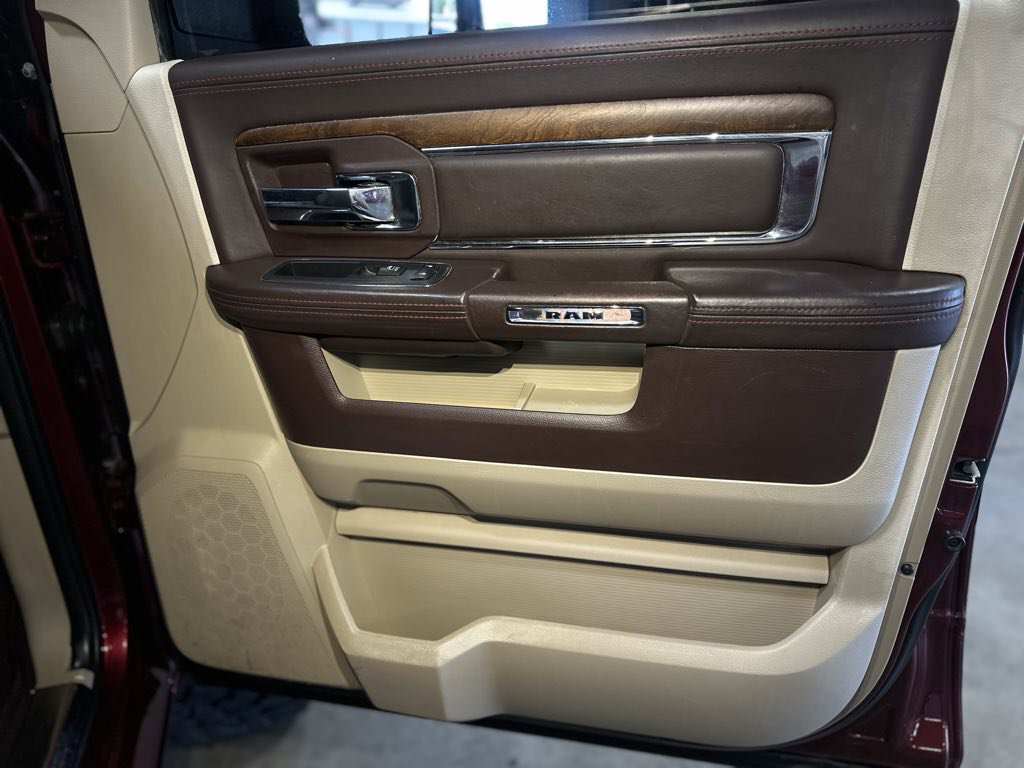 Used 2018 RAM 2500 Longhorn w/ Longhorn Southfork Package AWD/4WD image 24