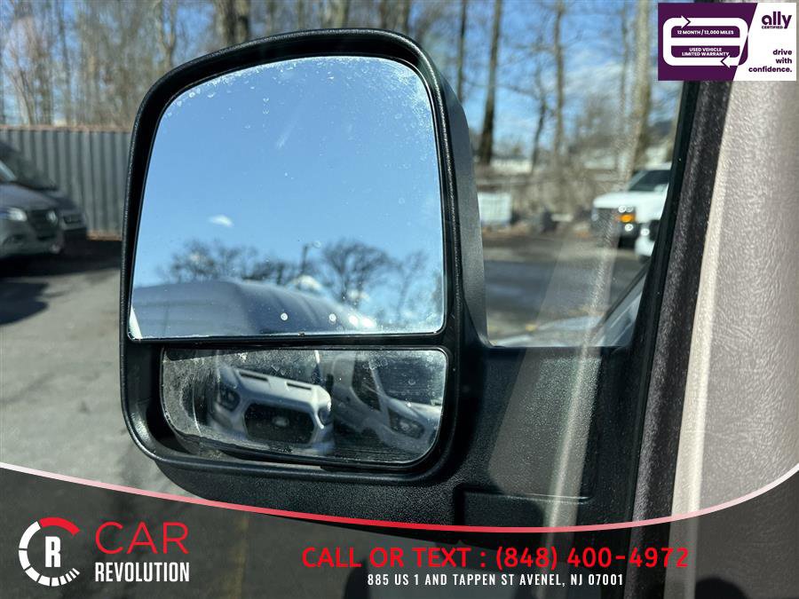 Used 2020 Chevrolet Express 3500 LS image 25