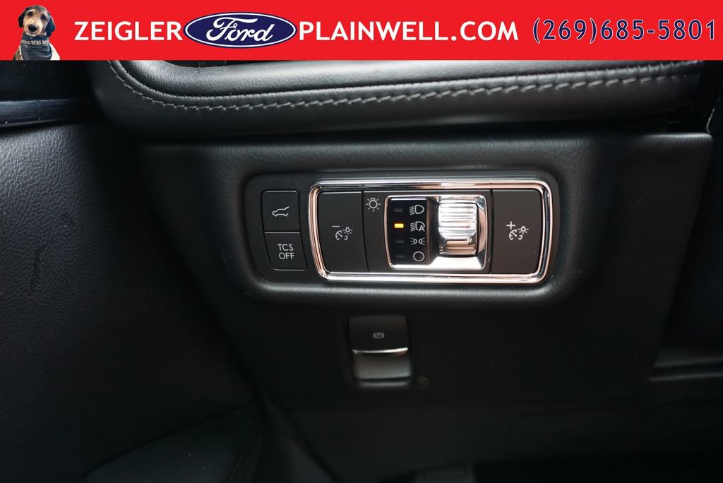 Used 2022 Lincoln Nautilus AWD w/ Premium Package image 30