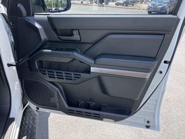 Certified 2026 Toyota 4Runner TRD Off-Road Premium AWD/4WD image 35