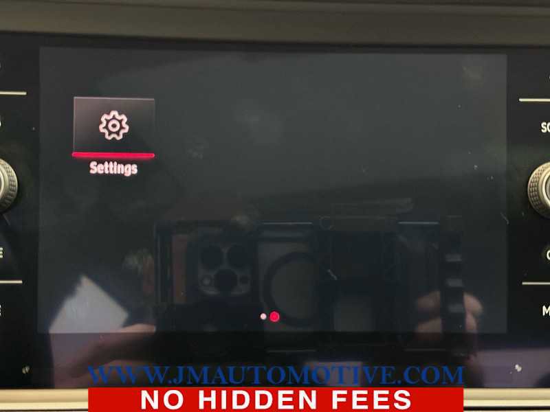 Used 2019 Volkswagen Jetta SEL image 29