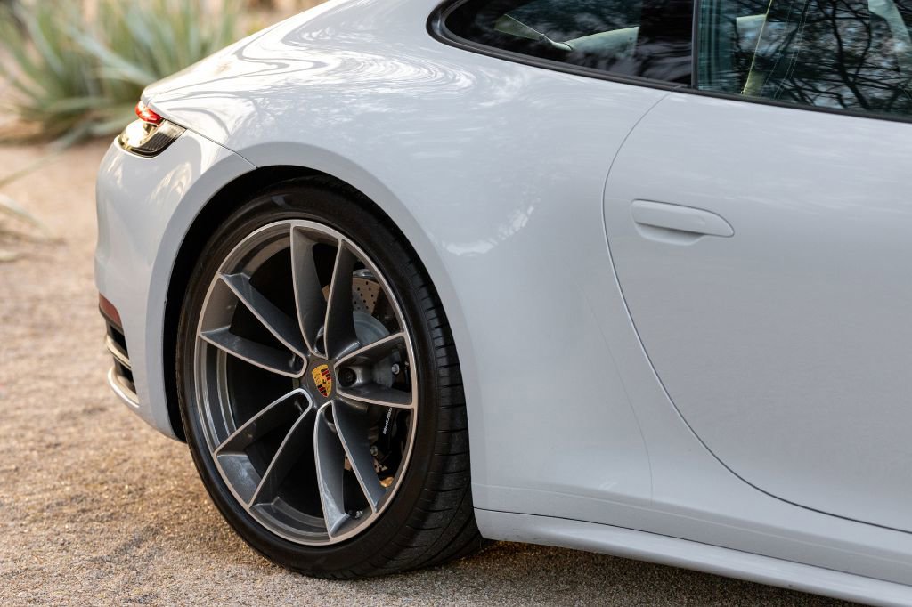 Used 2024 Porsche 911 Carrera 4S w/ Sport Package image 3