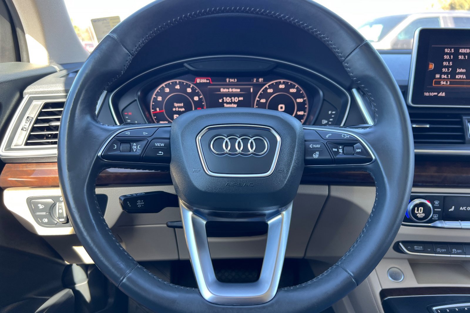 Used 2019 Audi Q5 2.0T Premium Plus w/ Premium Plus Package image 25
