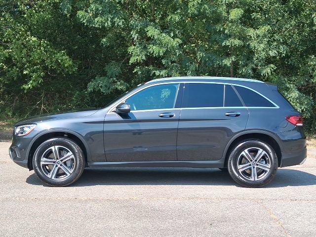 Used 2021 Mercedes-Benz GLC 300 image 2