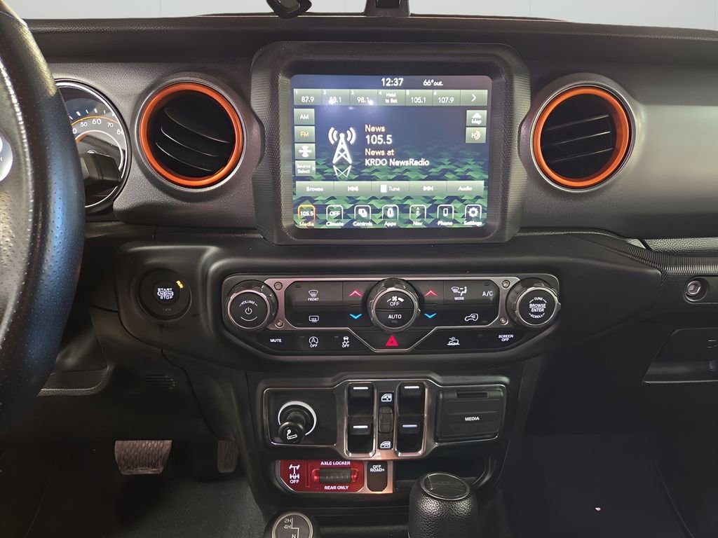 Certified 2023 Jeep Gladiator Mojave image 16