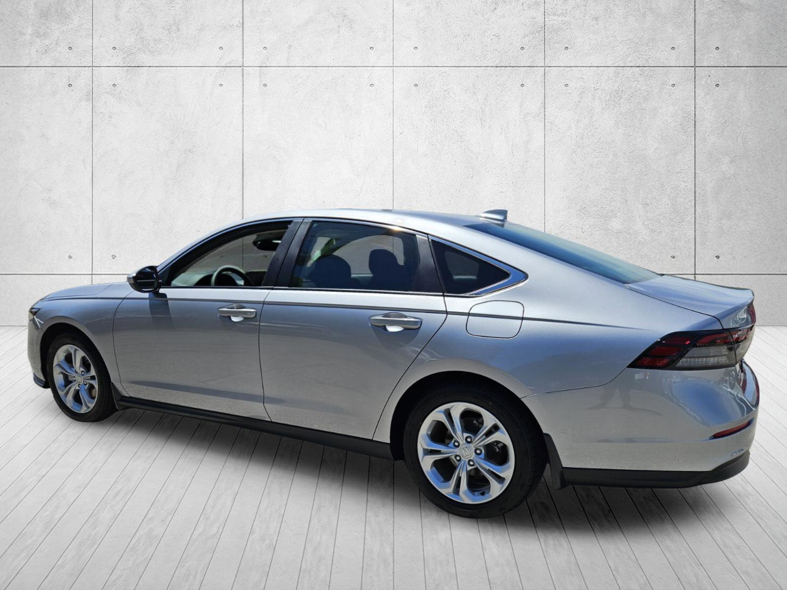 Used 2023 Honda Accord LX image 5