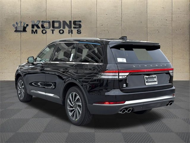 New 2026 Lincoln Aviator AWD image 3