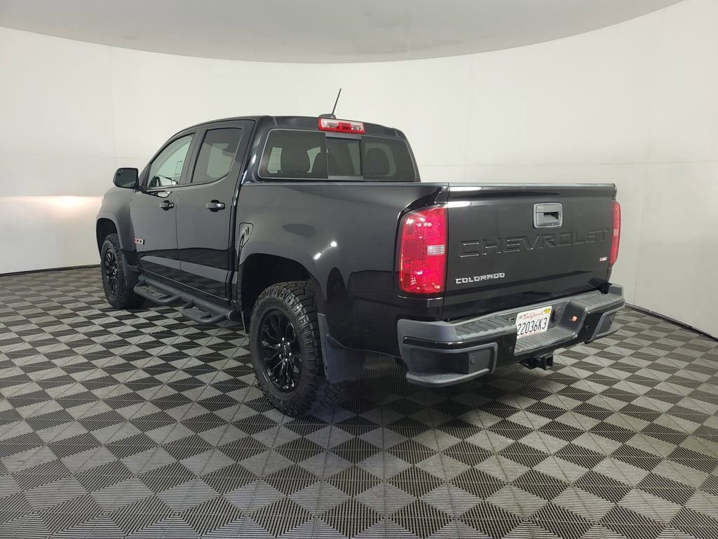 Used 2022 Chevrolet Colorado Z71 w/ Z71 Midnight Edition image 6