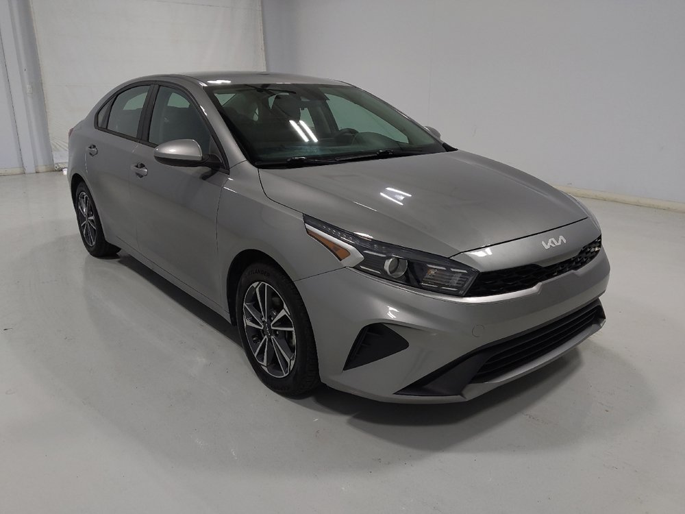 Used 2022 Kia Forte LXS FWD image 13