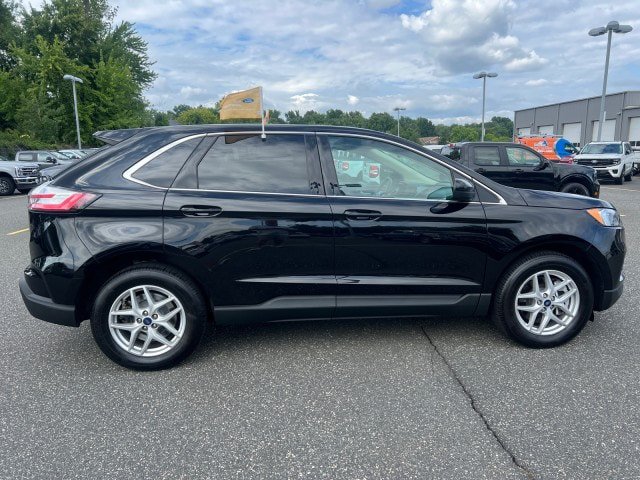 Certified 2024 Ford Edge SEL AWD/4WD image 8