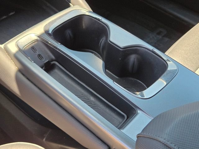 Used 2025 Chevrolet Equinox EV RS FWD image 32