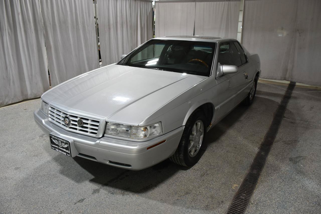 Used 2001 Cadillac Eldorado Touring FWD image 6