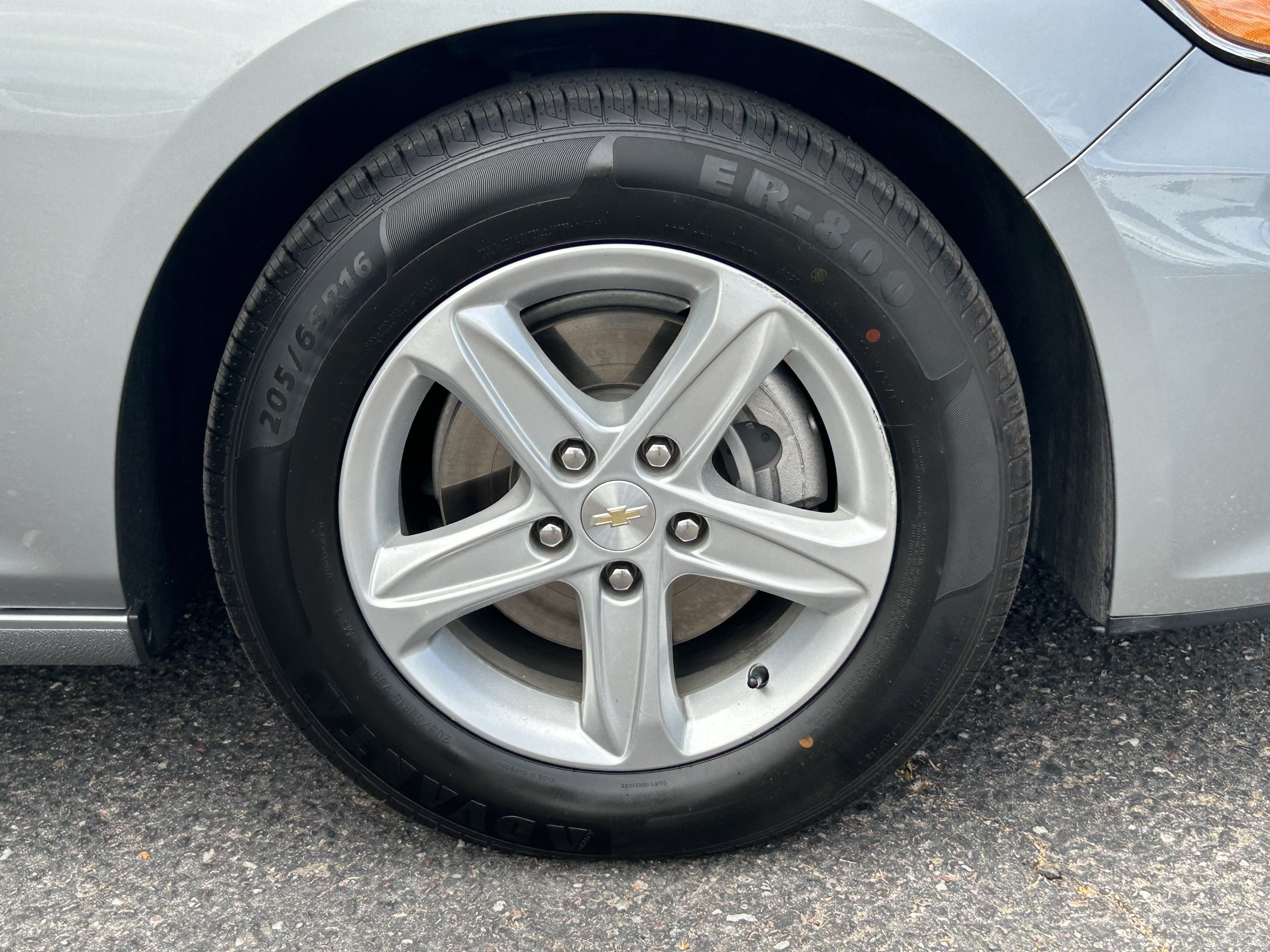 Used 2024 Chevrolet Malibu LT FWD image 7