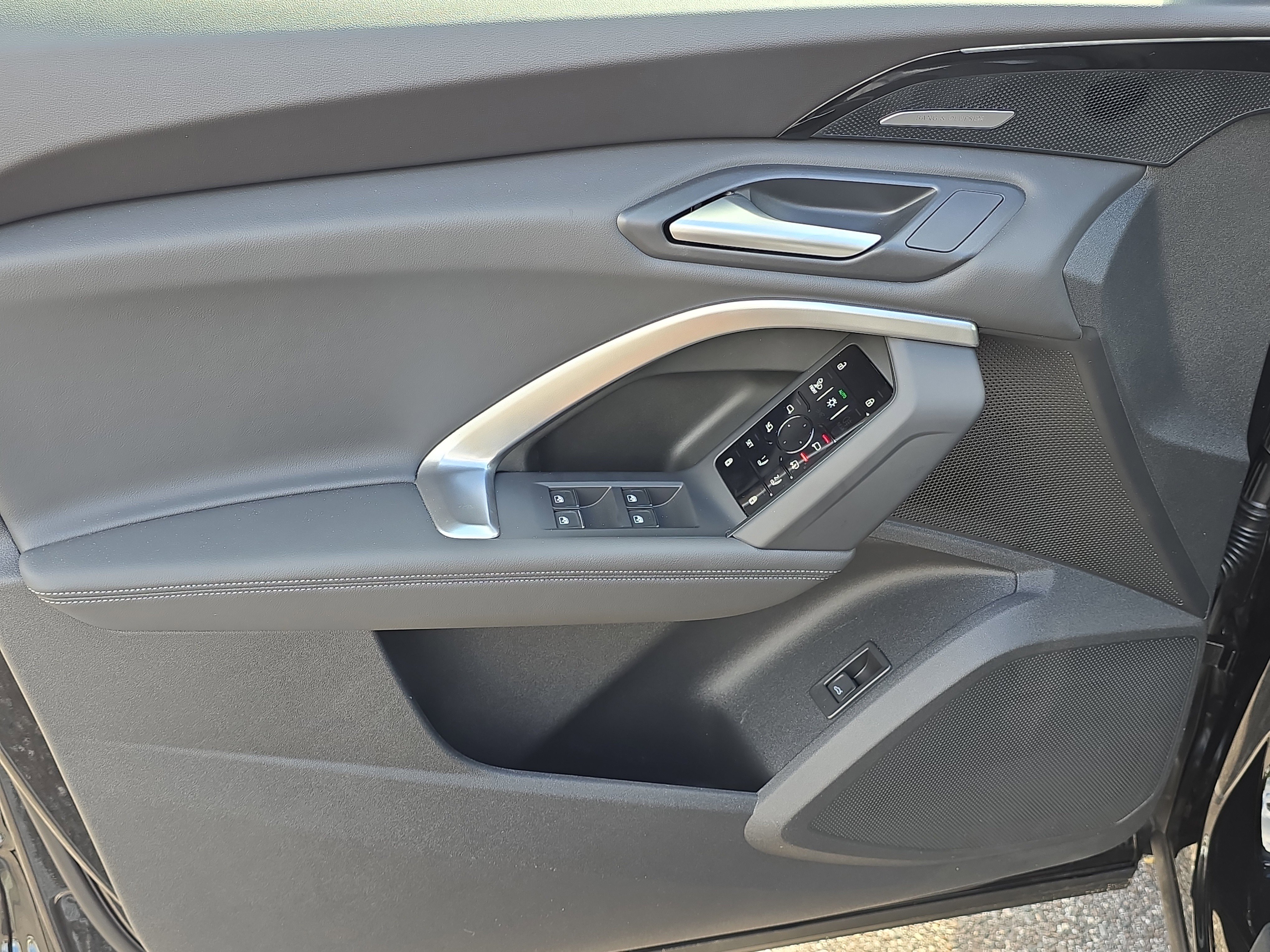 New 2025 Audi Q5 Prestige image 16