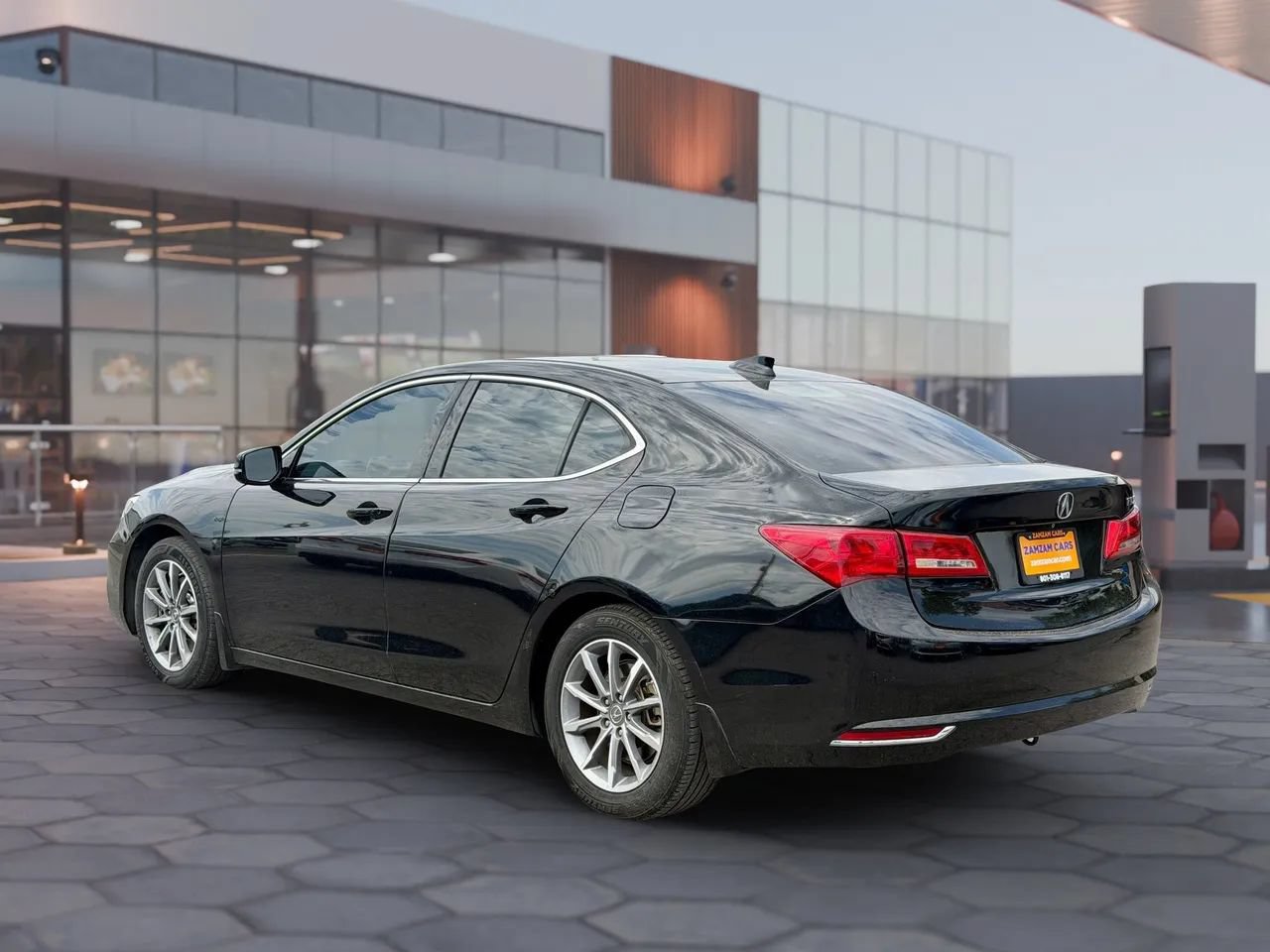 Used 2018 Acura TLX FWD image 6
