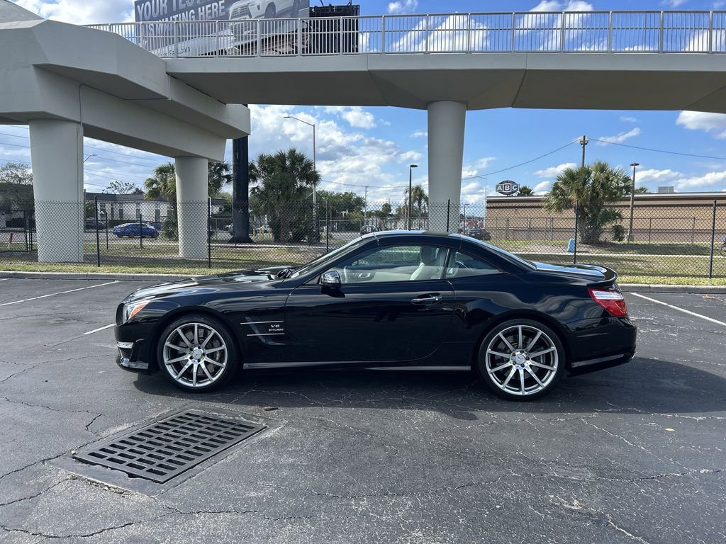 Used 2015 Mercedes-Benz SL 63 AMG image 15