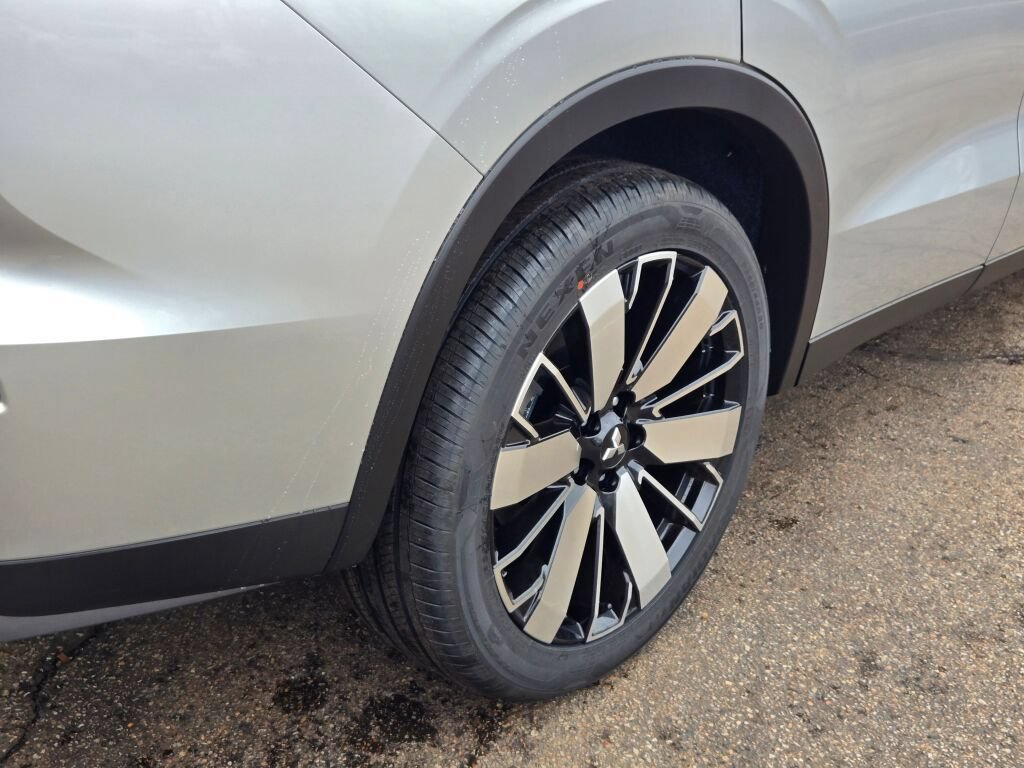 New 2026 Mitsubishi Outlander SE AWD/4WD image 9